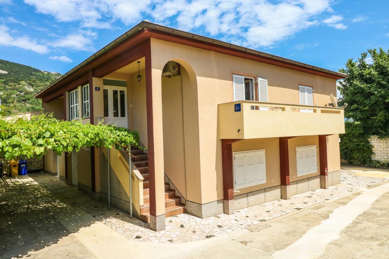 Double Rooms With Terrace Tomica Baška Екстериор снимка